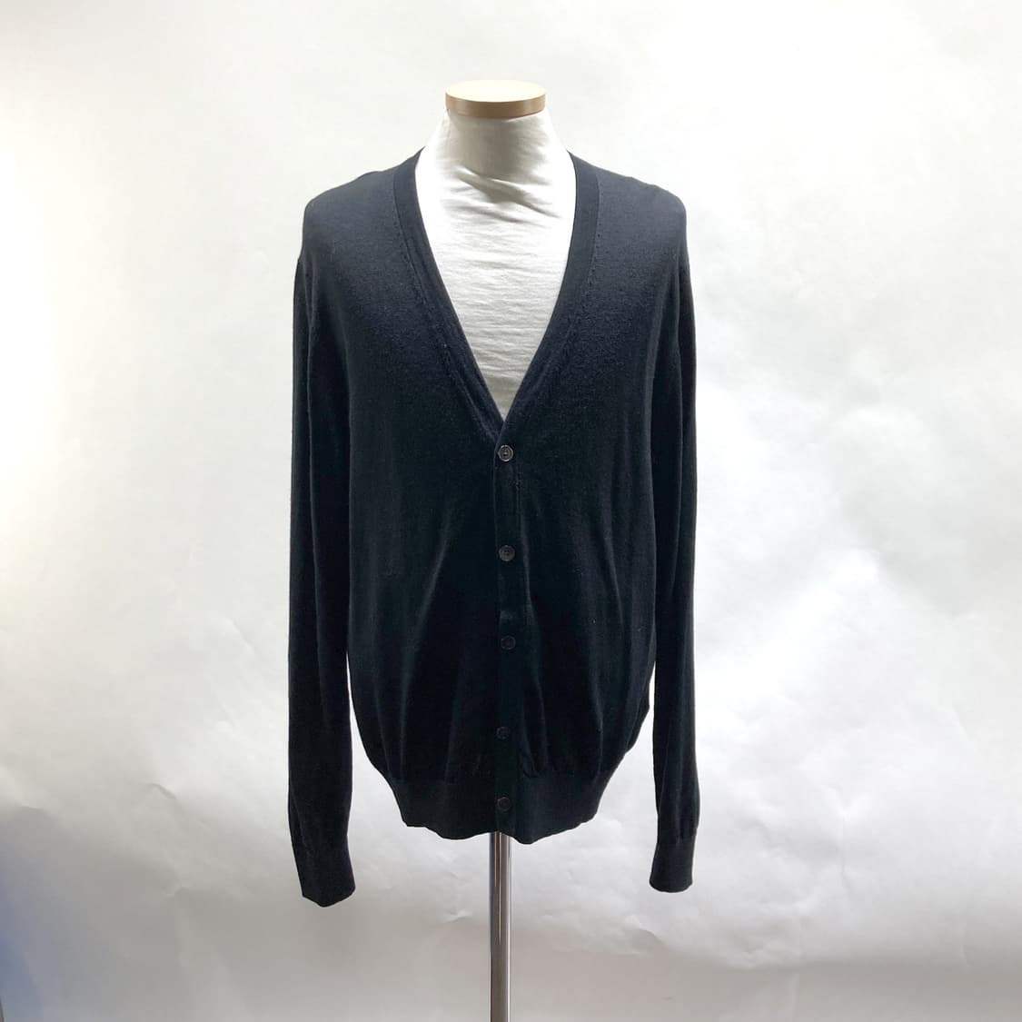 유니클로 남성 순모가디건 경량 L 영구제 상품이미지1