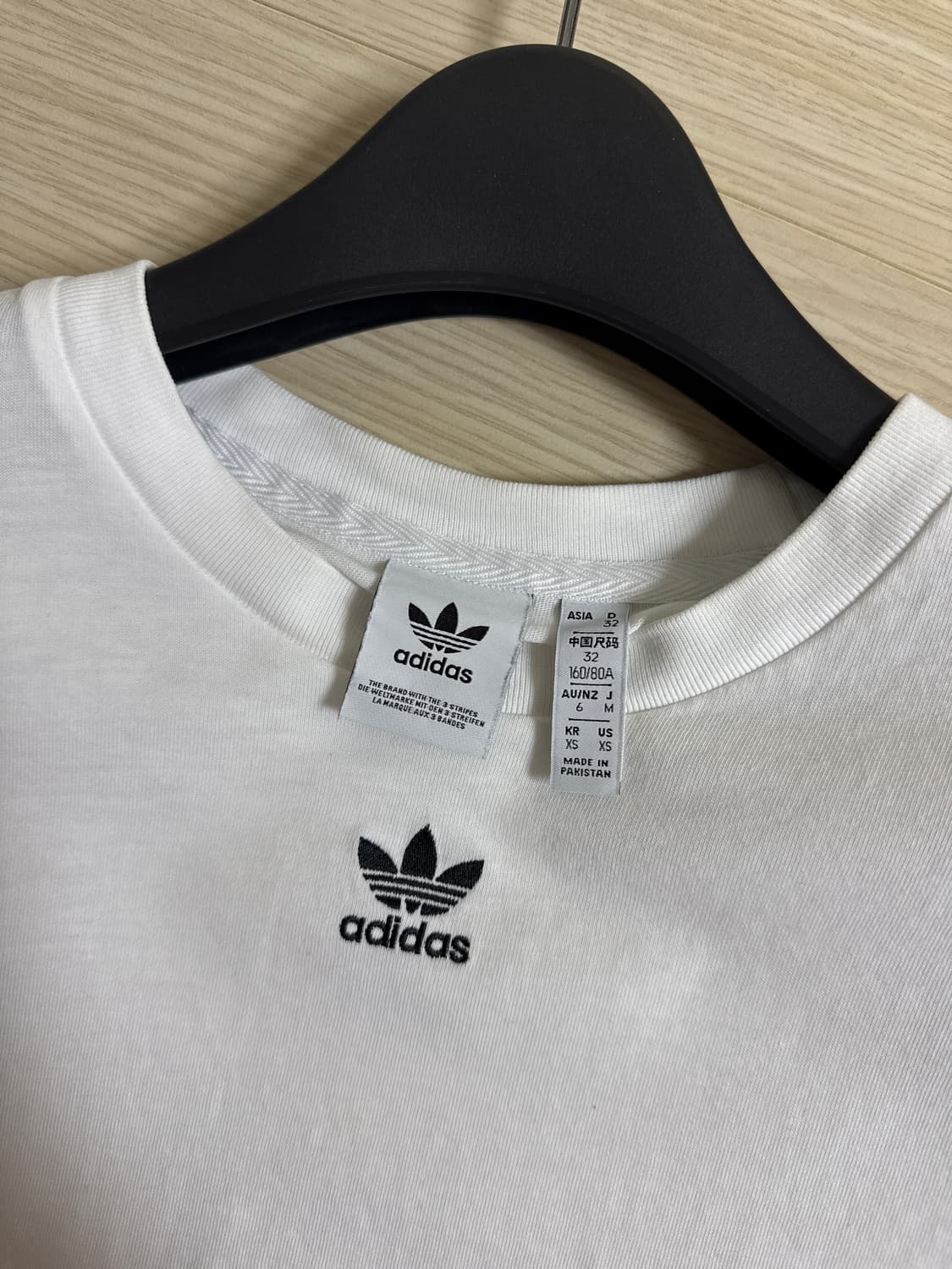 아디다스 오리지날 크롭 반팔티 상품이미지3