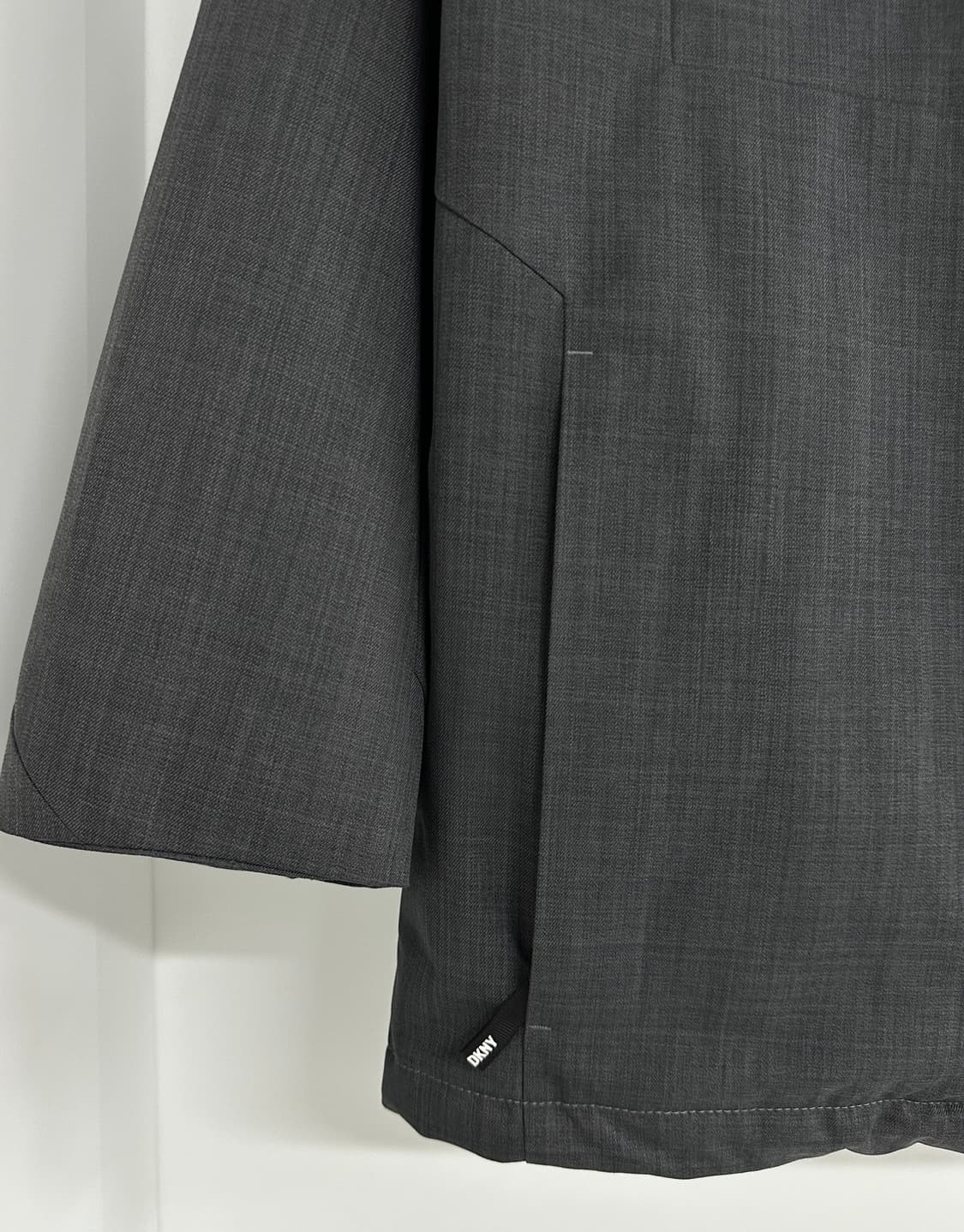 [DKNY] 남성 테크 자켓 상품이미지3