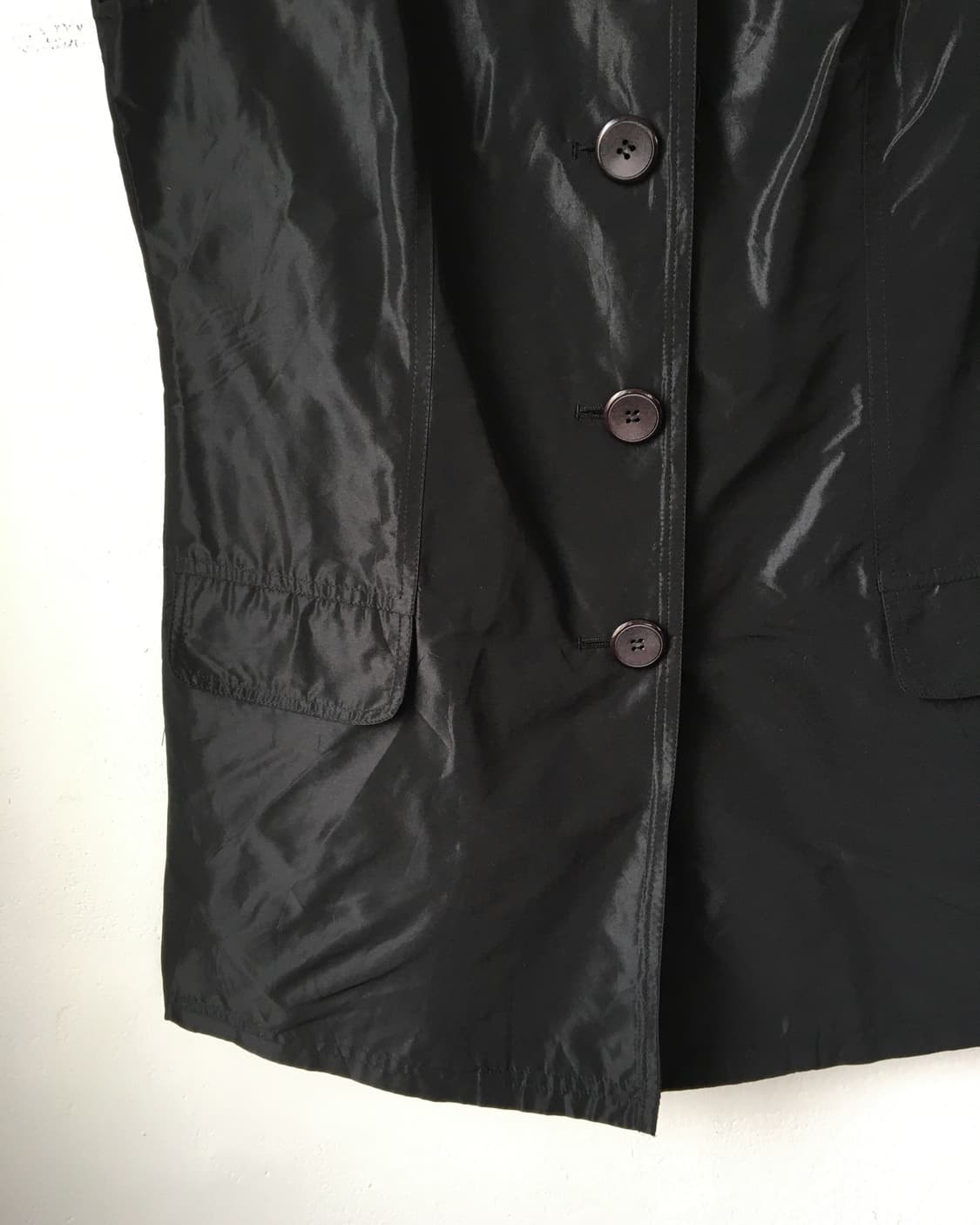 Neck line point glossy vest 상품이미지3