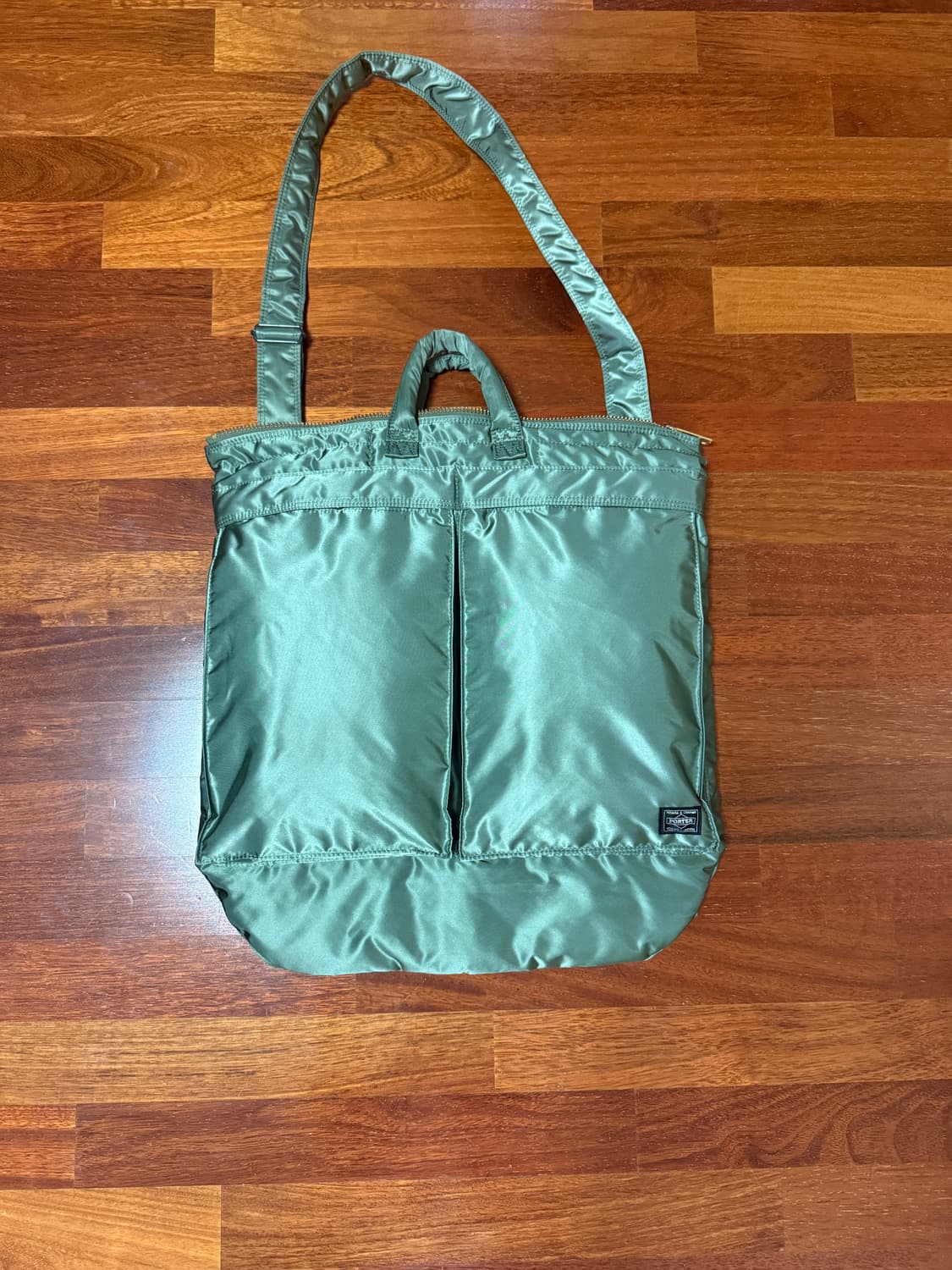 요시다포터 헬맷백 구형 세이지 색상 판매(상태극상) 상품이미지1