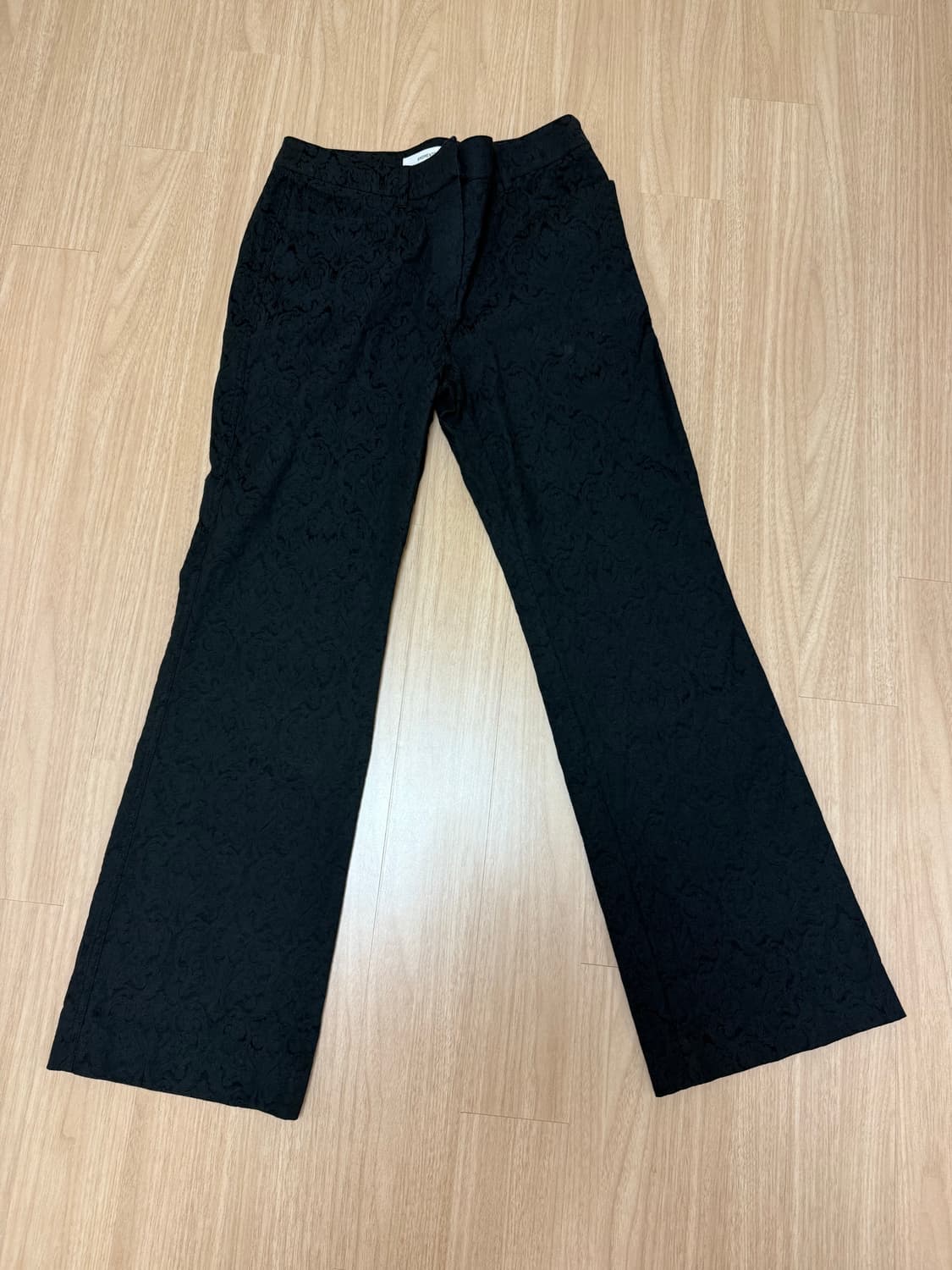 아모멘토 자카드 플레어드 팬츠 상품이미지1