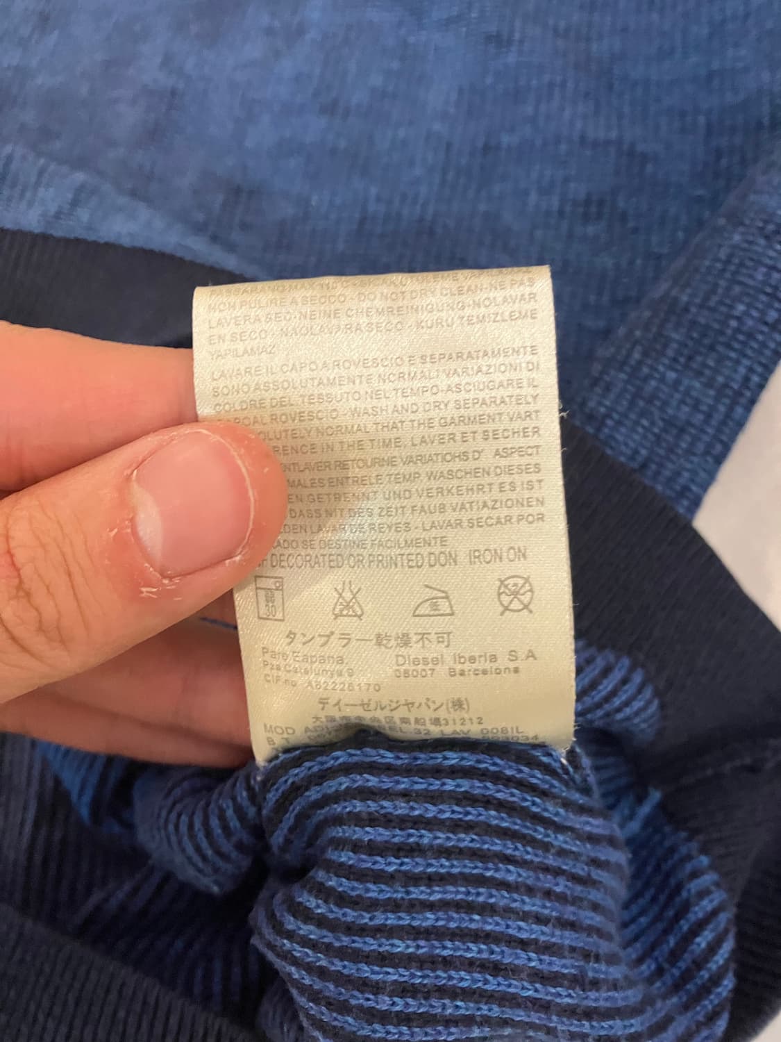 디젤 블랙 골드 모히칸 펜던트로고 와플 니트 상품이미지6