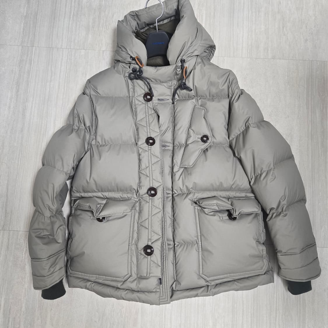 [S] 이스트로그 라프 다운 파카 샌드베이지 상품이미지1