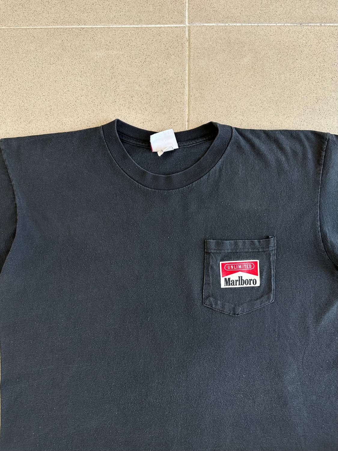 90s 빈티지 말보루 티셔츠 Unlimited Train 상품이미지4