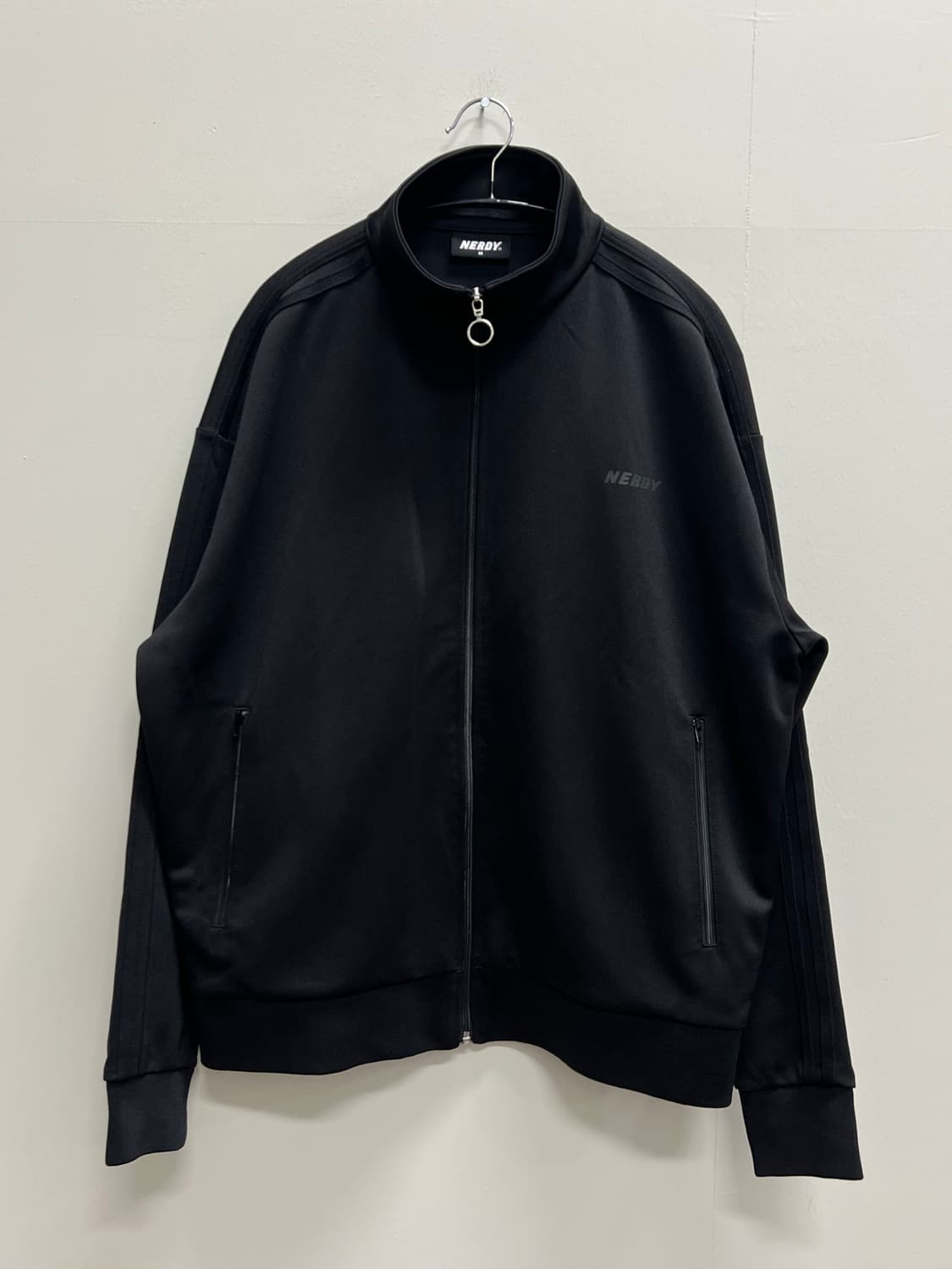 널디 트랙탑 져지 올블랙 상품이미지2