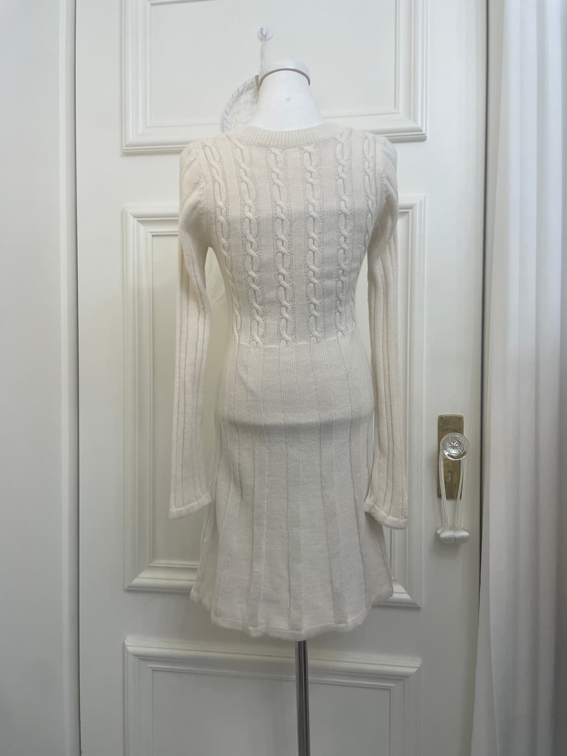 ivory twist point button knit midi opc 상품이미지5