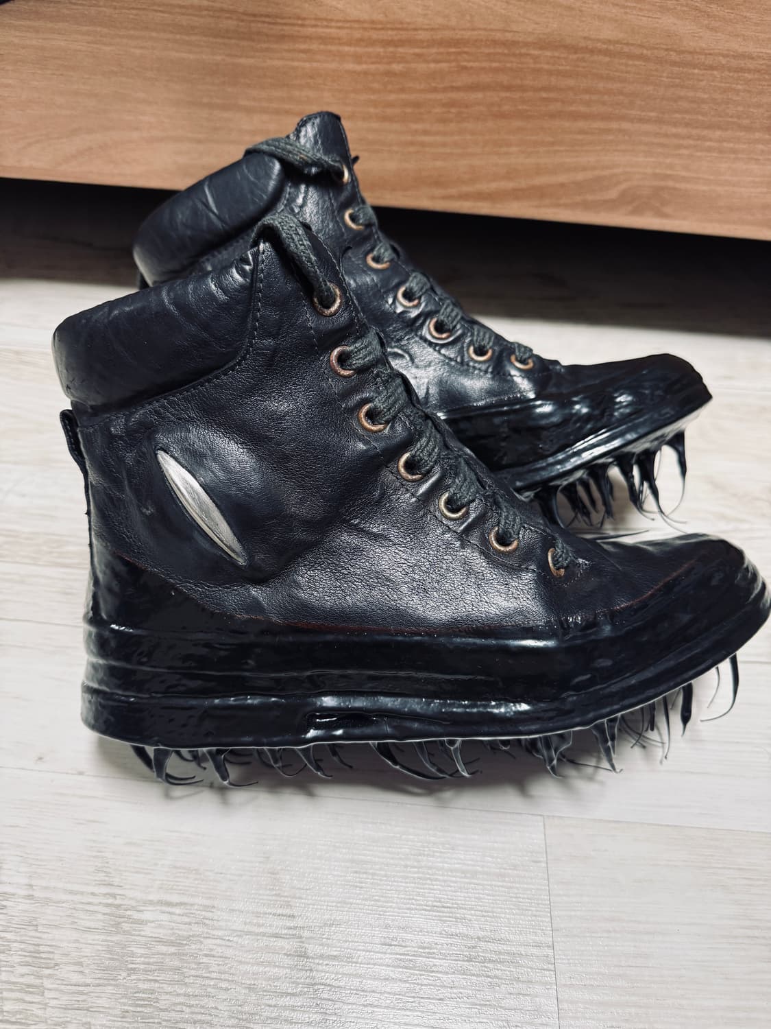 [8]캐롤크리스찬포엘 티타늄 드립스니커즈 상품이미지1