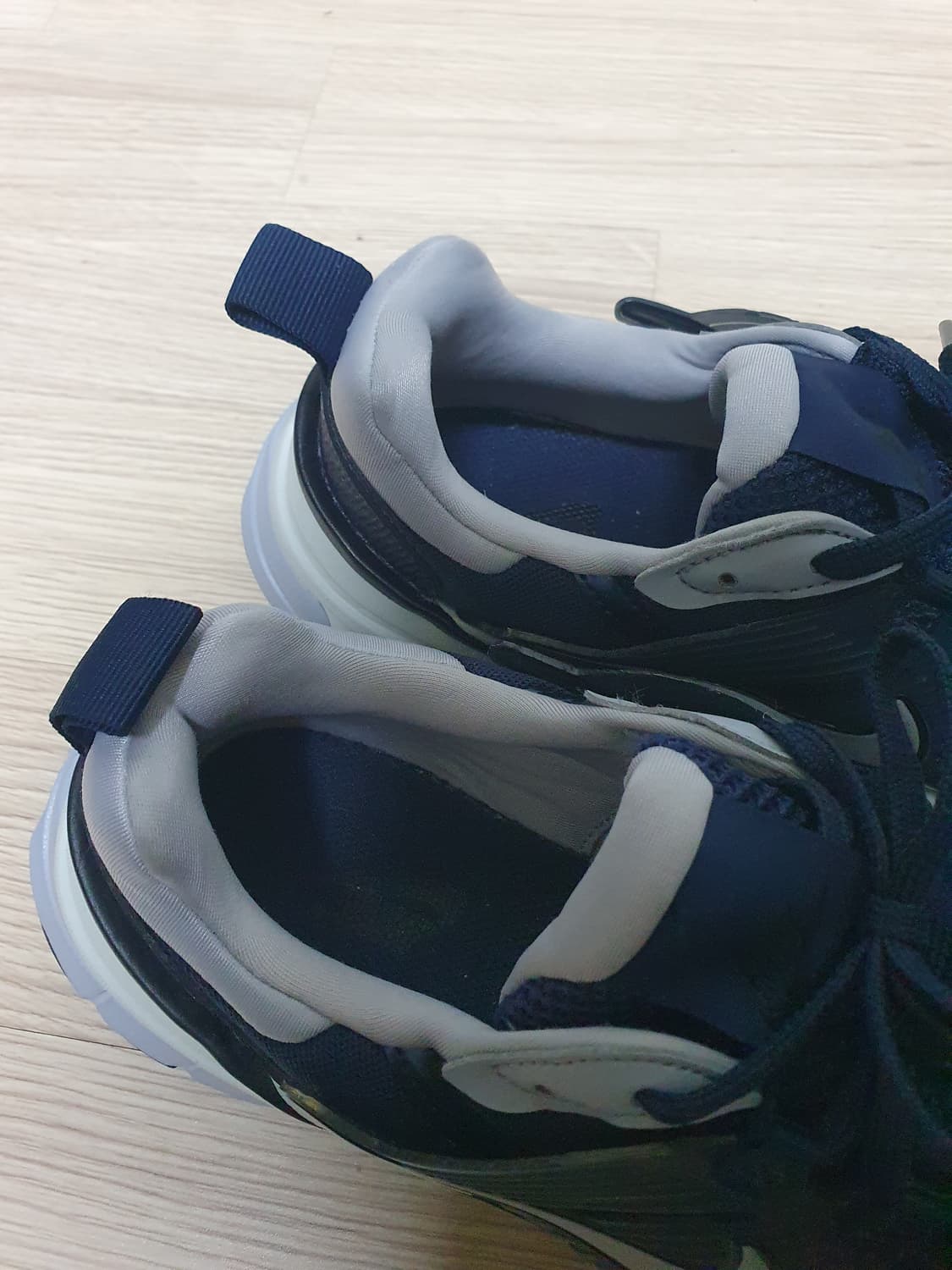 나이키 v2k 런 운동화 270 상품이미지7