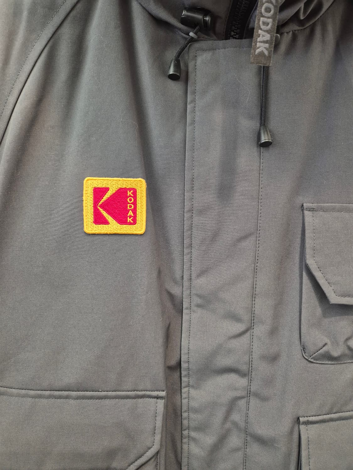 코닥의 따뜻한 회색 다운 패딩 90
 상품이미지3