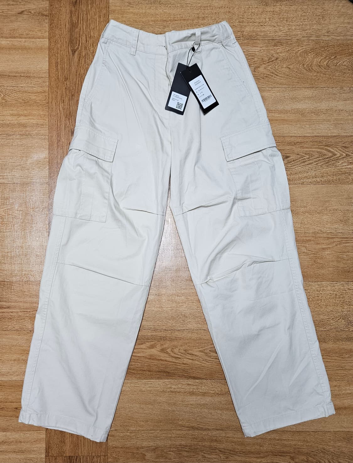 무신사 스탠더드 우먼즈 와이드 카고 팬츠 (크림) 상품이미지2