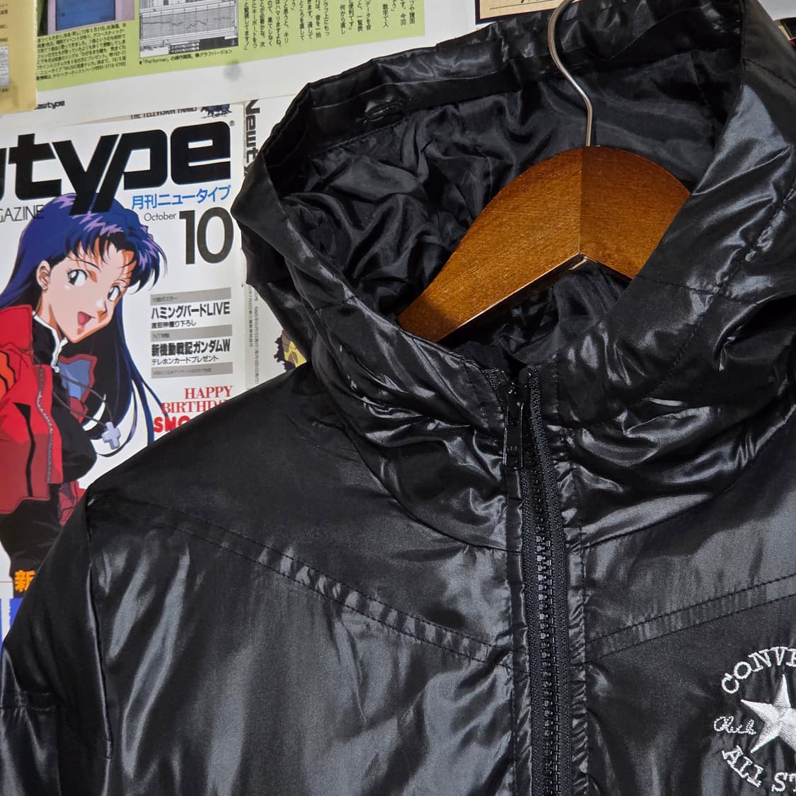 JPN 컨버스 유광 블랙 후드 패딩 점퍼 상품이미지2