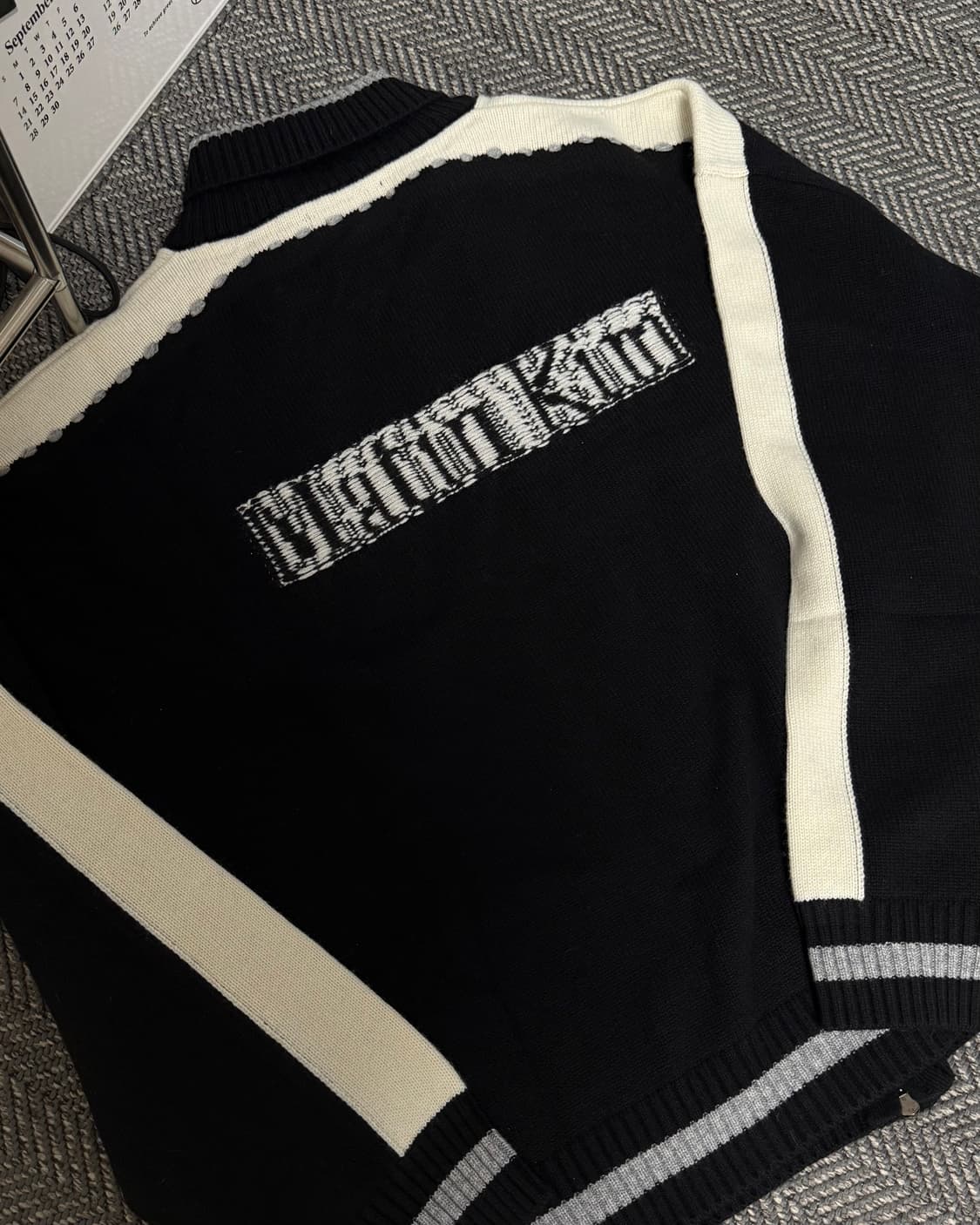 마뗑킴 니트 가디건 남성사이즈 (FREE) 상품이미지2