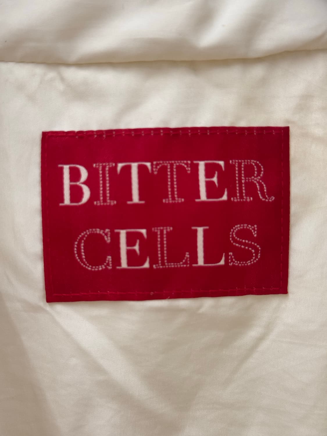 비터쉘즈 화이트 숏패딩 점퍼 S 상품이미지4