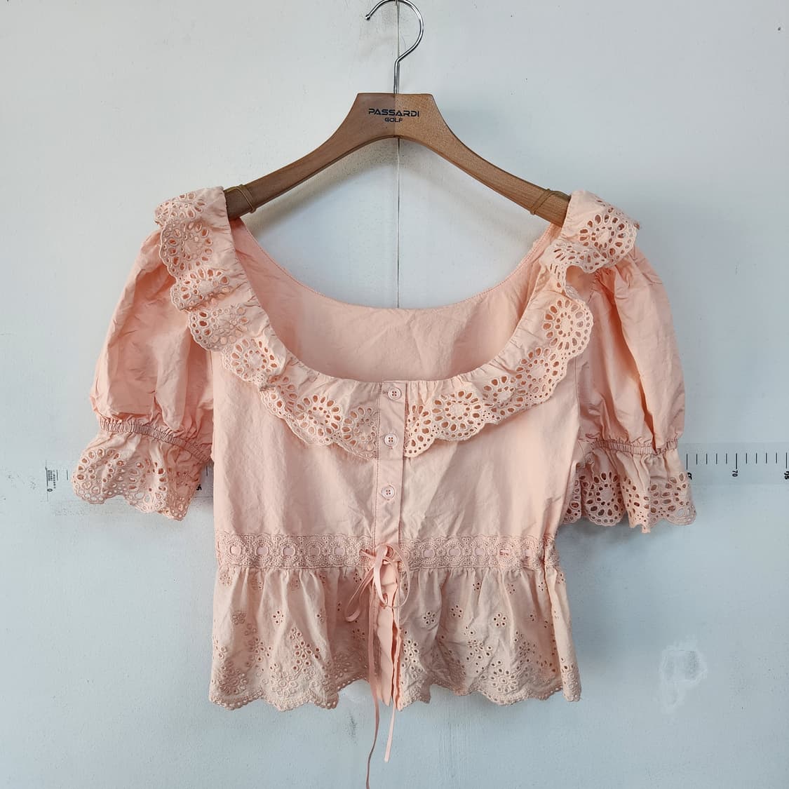 레이스 펀칭 블라우스 핑크 퍼프 반팔 상품이미지1