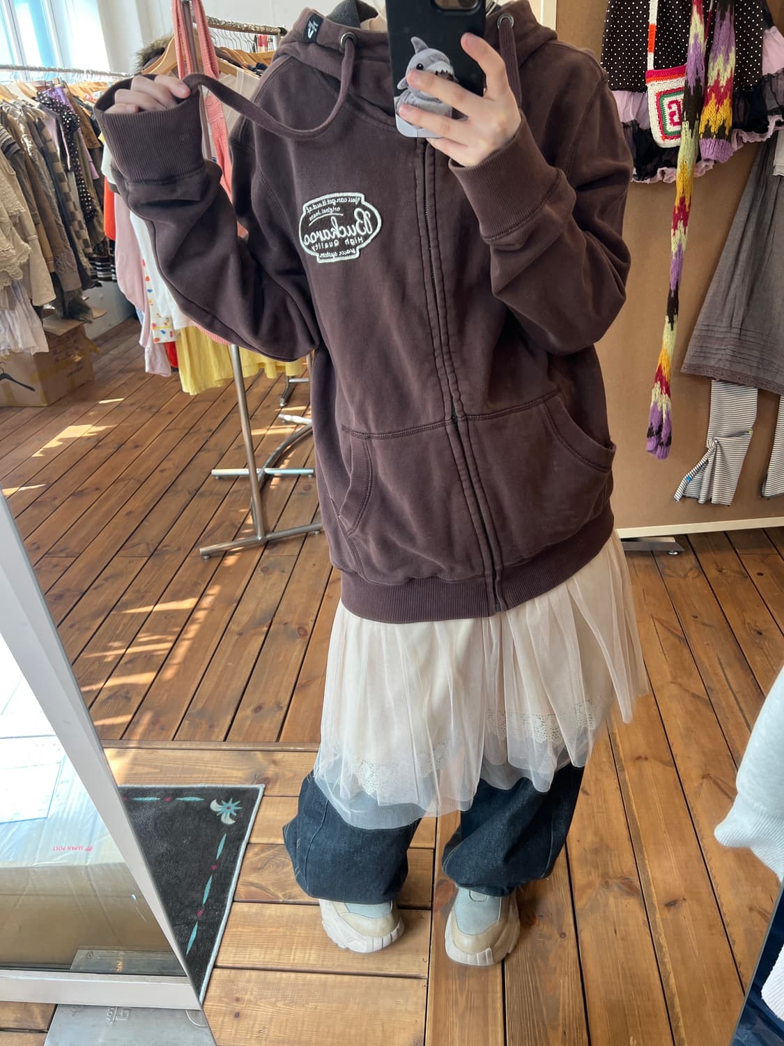 버카루 브라운 로고 후드집업 상품이미지3