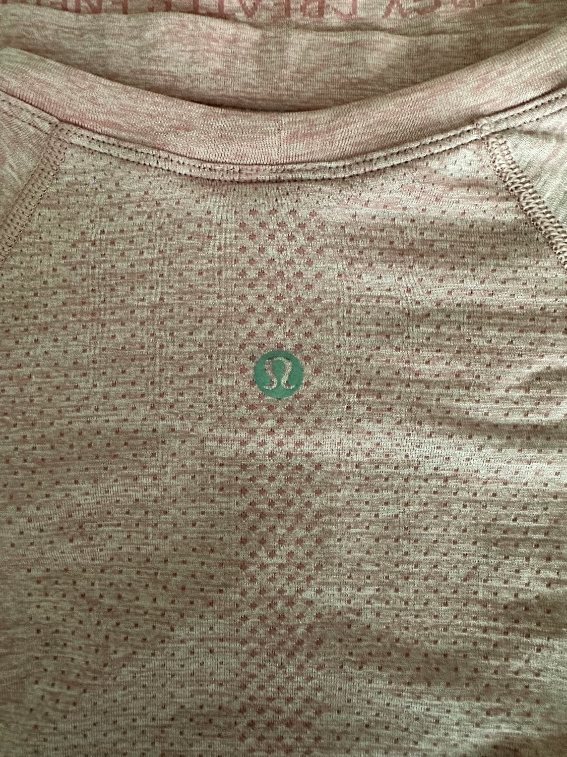 룰루레몬 스위프틀리 테크 롱슬리브 핑크 상품이미지2