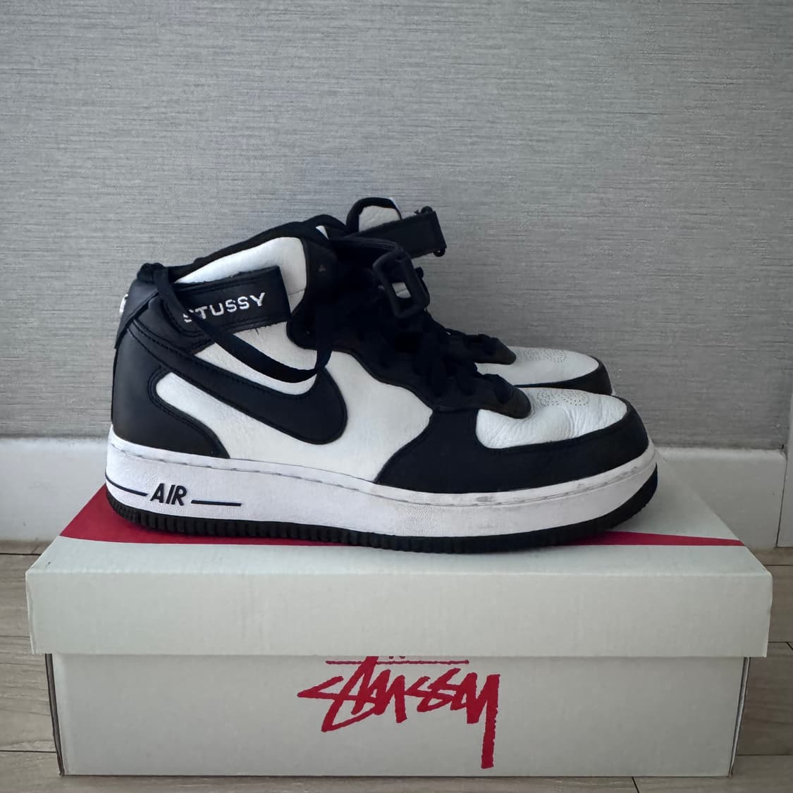 나이키X스투시 에어포스 상품이미지1