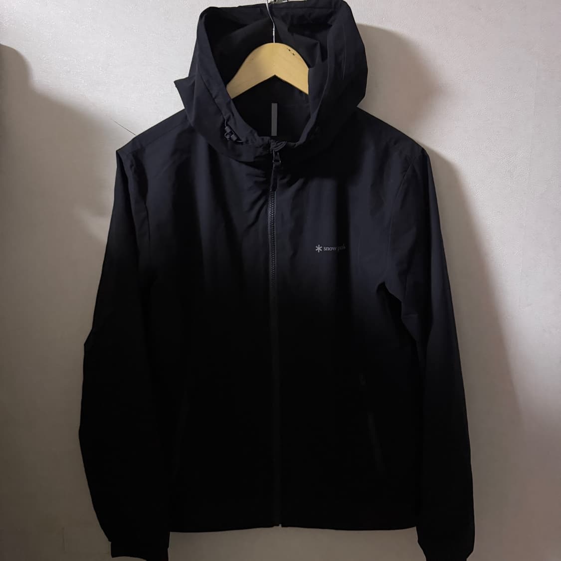 스노우피크 남성 간절기 바람막이 점퍼 S (남성 95정도) 상품이미지1