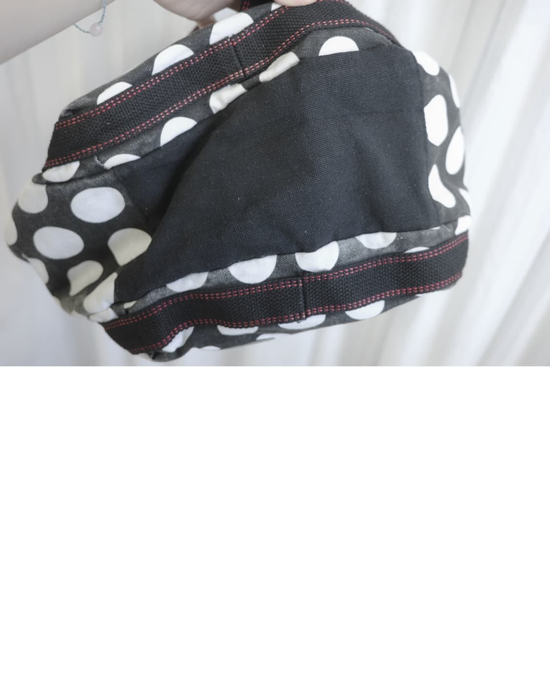 Hello Kitty × AMONNLISA dot bag 상품이미지3