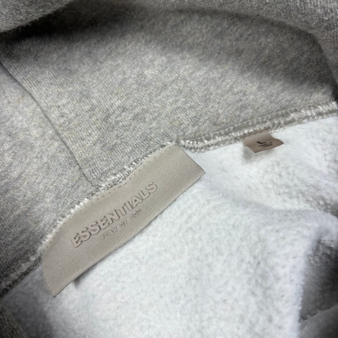 에센셜 피어오브갓 그리이 후드티 상품이미지5