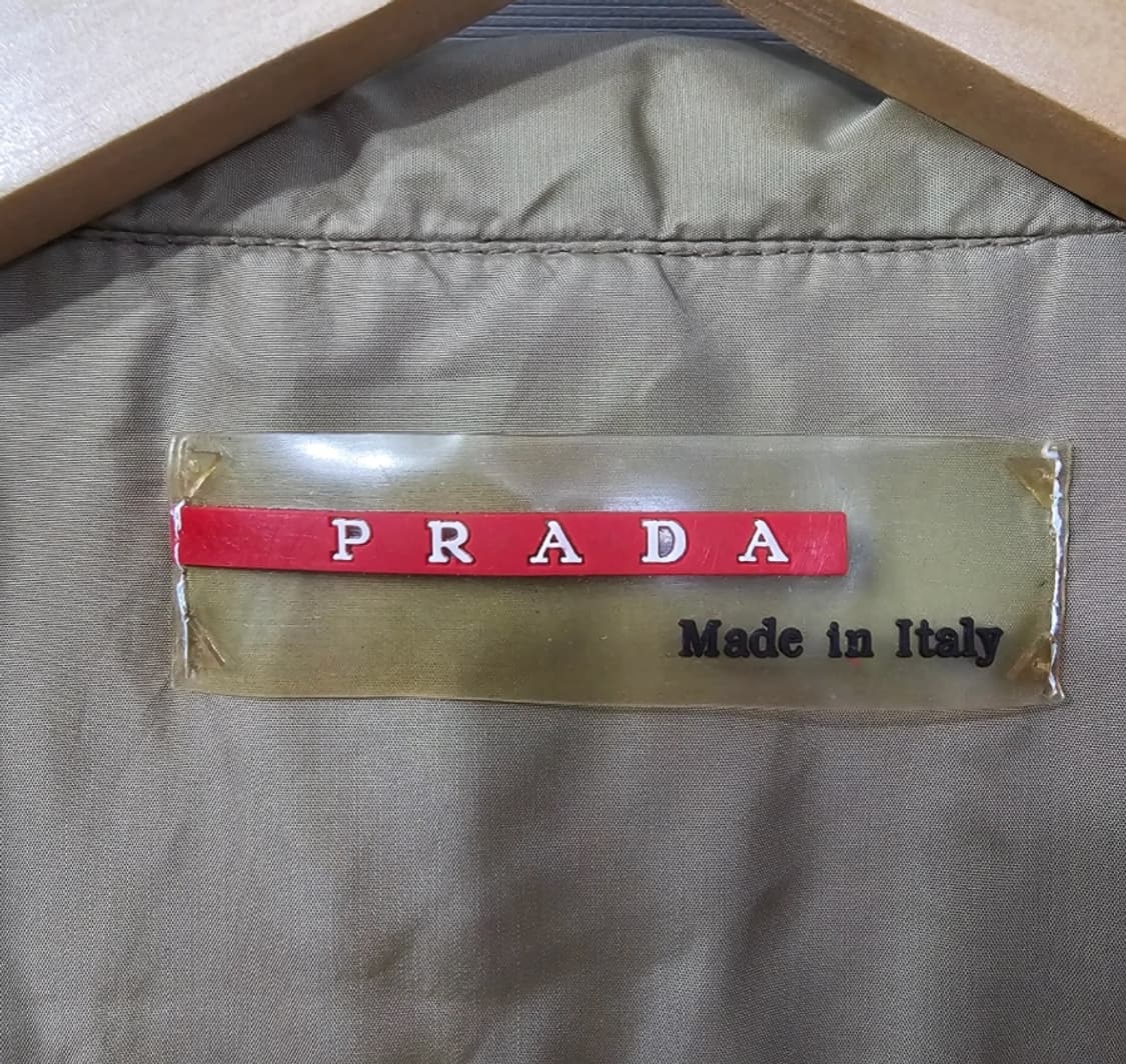 Prada 프라다 나일론 자켓 베이지색 ~66 상품이미지9