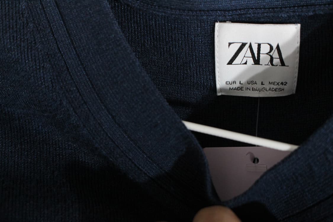 150. ZARA 네이비 남자 긴팔 니트 상품이미지5