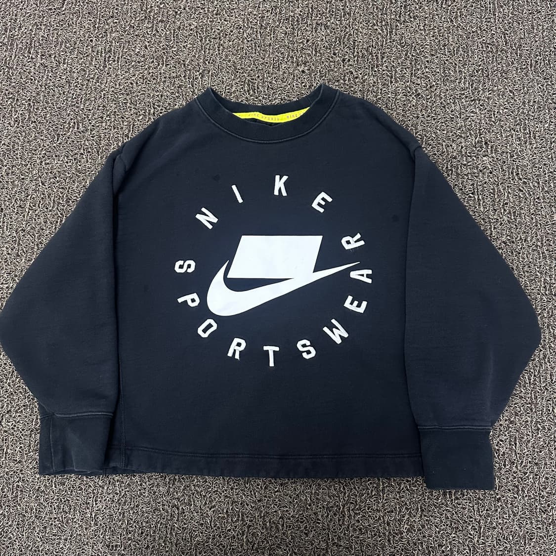 NIKE 나이키 여성 크롭 맨투맨 블랙 L 상품이미지1