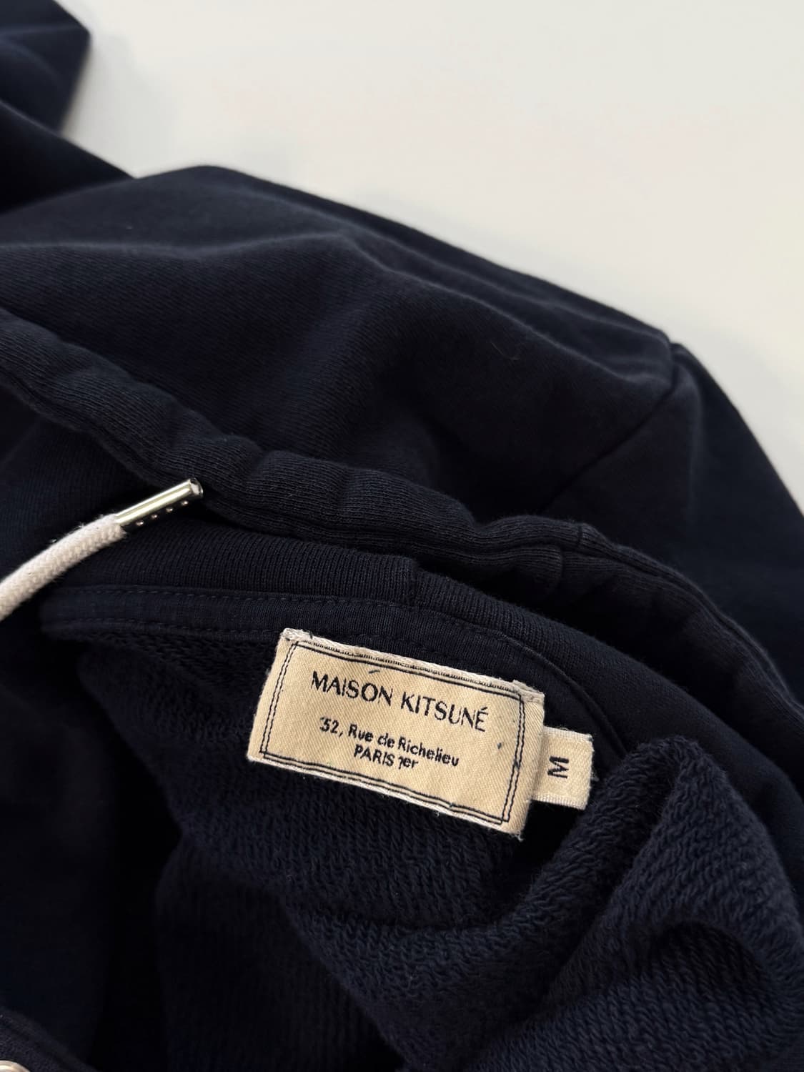 메종키츠네 루즈핏 트리컬러 폭스로고 네이비 스웻 후드 상품이미지4