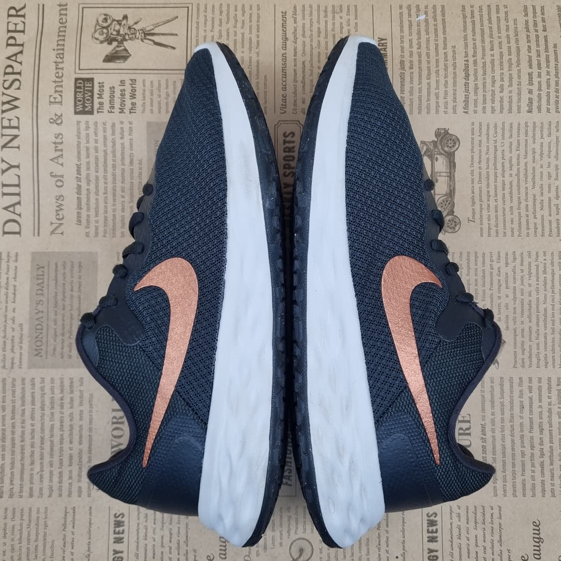 나이키 레볼루션6 런닝화 250 상품이미지5