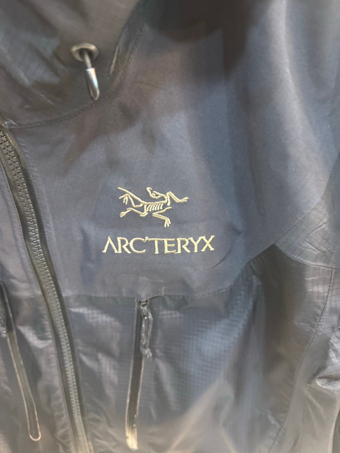 55-66 정품 아크테릭스 알파 SV 팝니다 상품이미지3