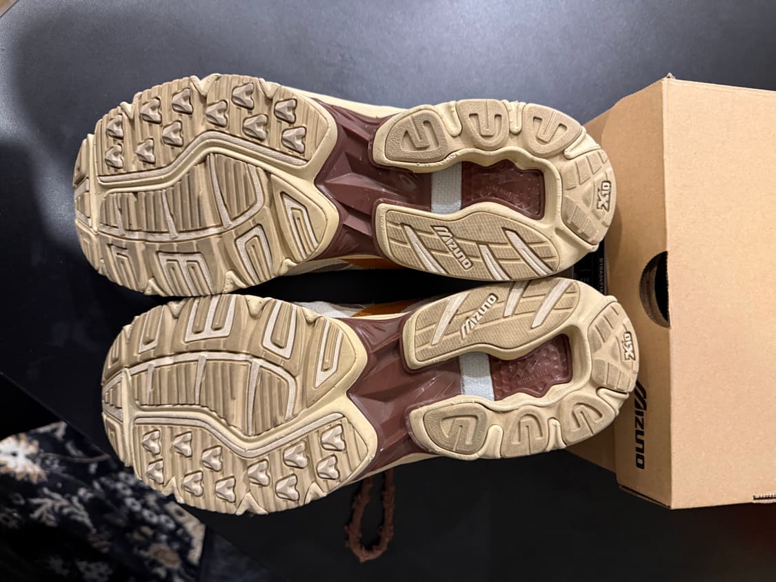 stu 미즈노 웨이라이더 10 스니커즈  상품이미지5