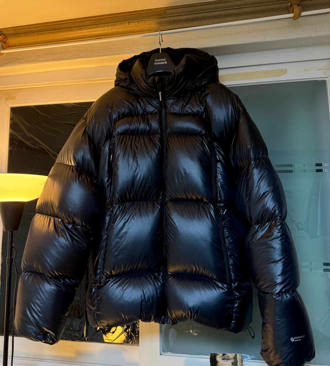 [XL] 슈프림 페더웨이트 다운 퍼퍼 자켓 블랙 - 23FW 상품이미지1