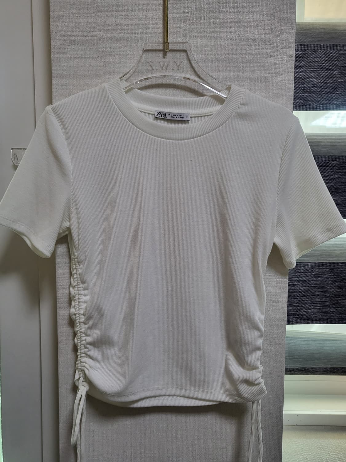 (새제품)ZARA 화이트 셔링 반팔티44-66 상품이미지1