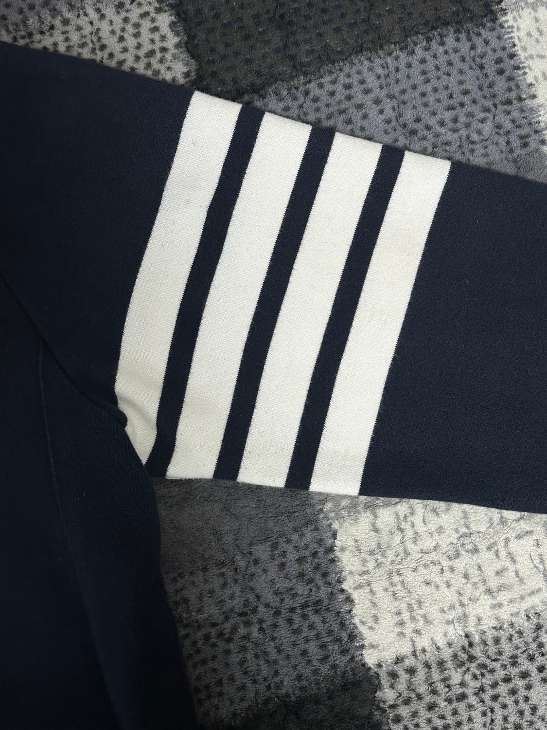 (상태S) 톰브라운 맨투맨 네이비 4사이즈 상품이미지6