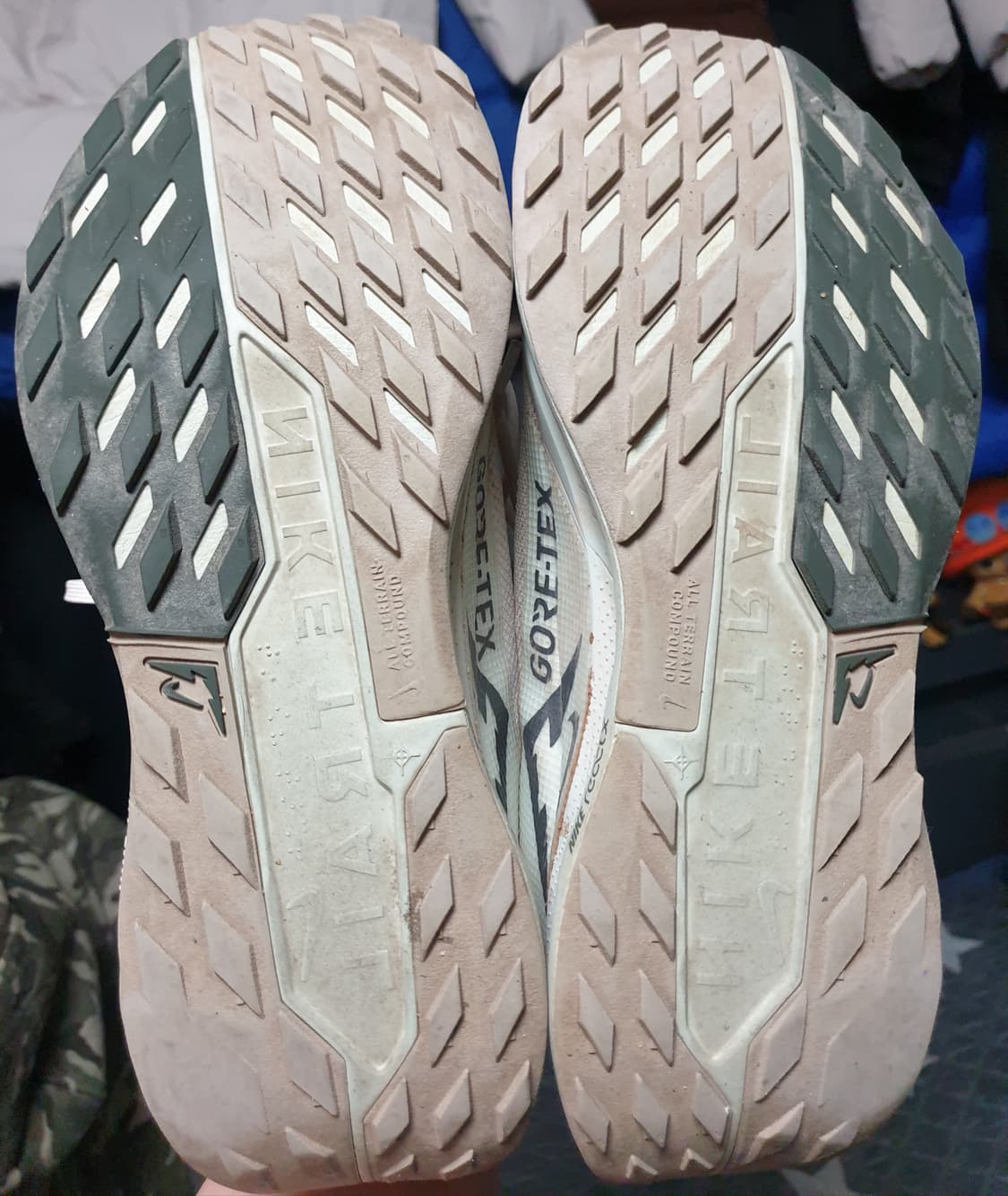 나이키 고어텍스 페가수스 트레일5 런닝화 겸 트레킹화 (275) 상품이미지5