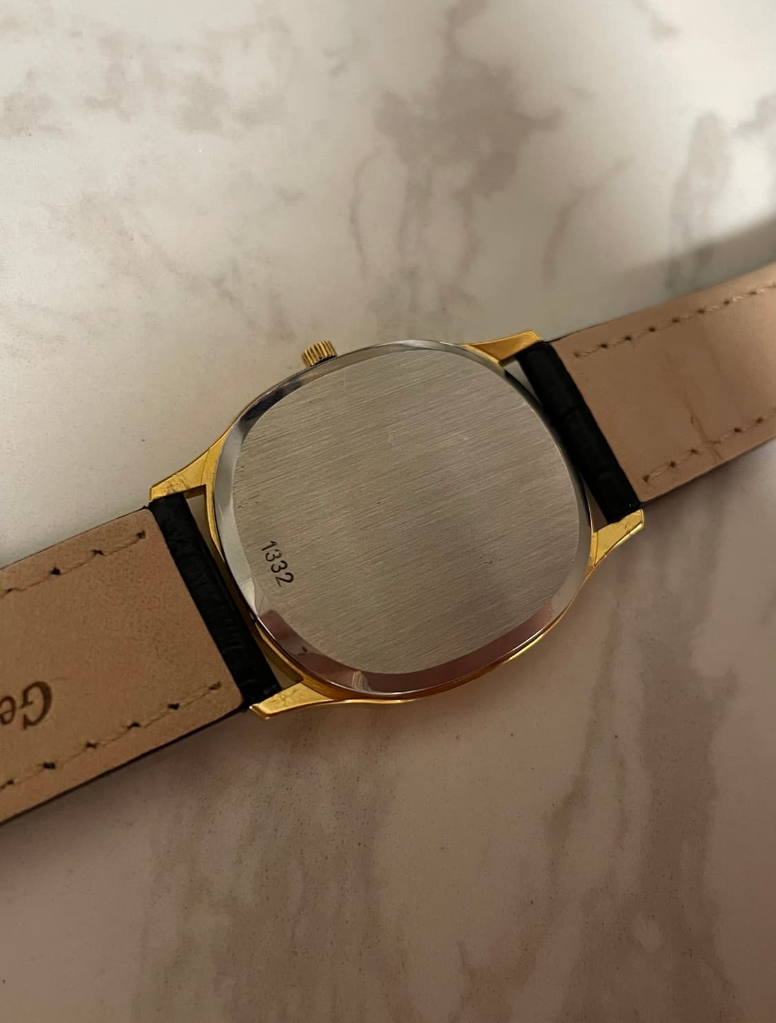 오메가 드빌 엘립스 빈티지 쿼츠 시계 상품이미지3