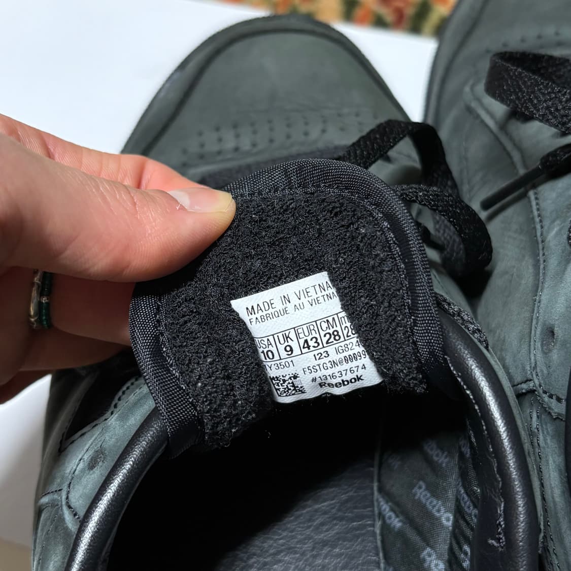 Reebok x JJJJound Club C 85 Triple Black 상품이미지6