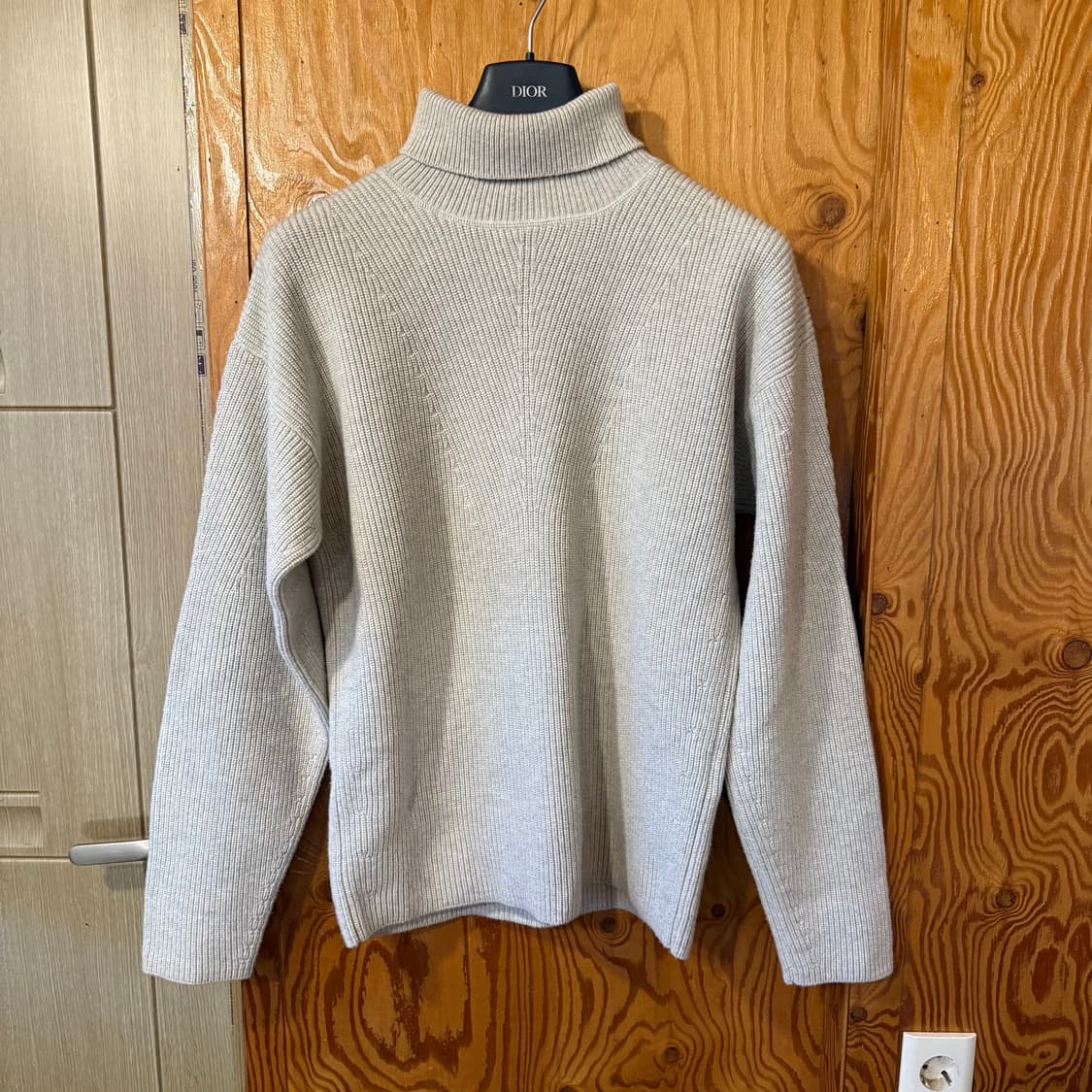 톰포드 터틀넥(목폴라) 니트 판매 합니다.  상품이미지3