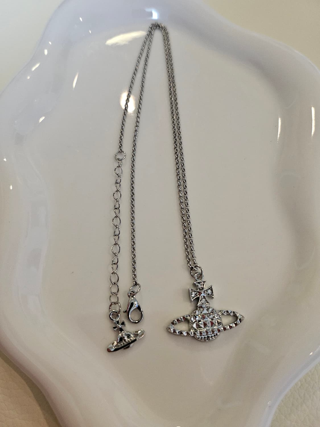 비비안웨스트우드 업사이클링 은장 목걸이 상품이미지3