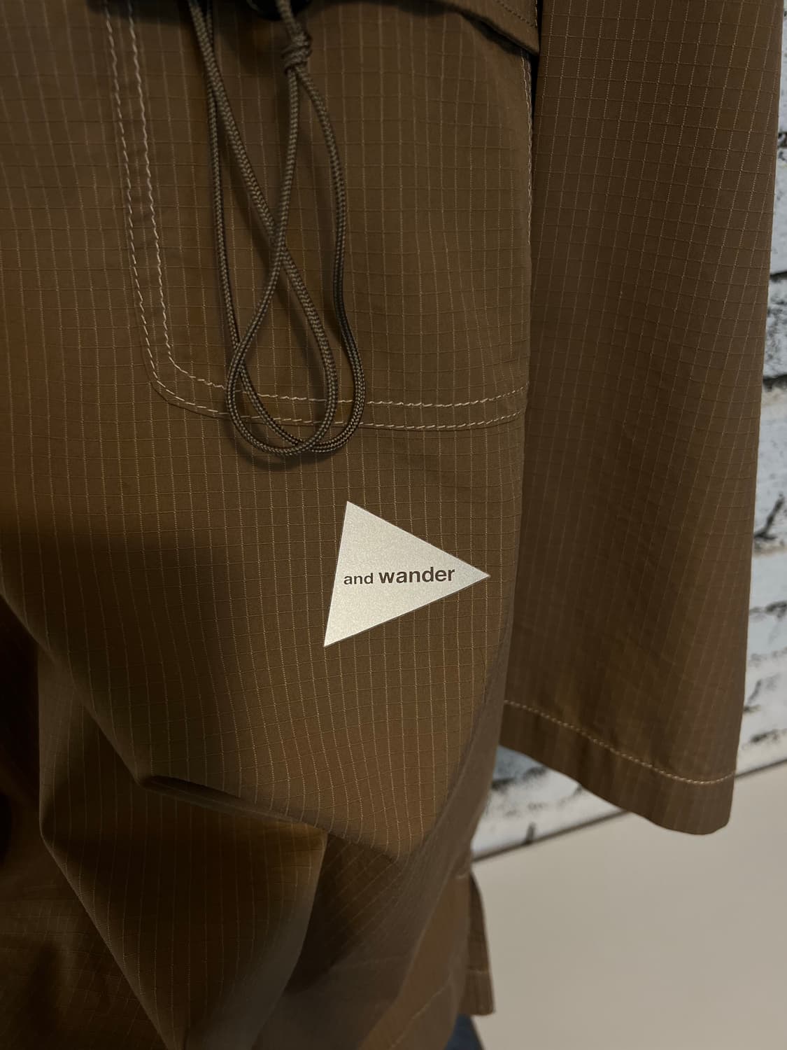 And wander 앤드원더 dry ripstop long fullove 상품이미지4