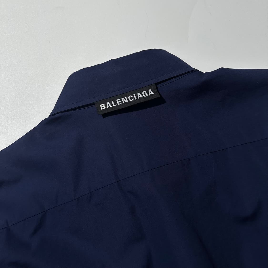 (매장판) 발렌시아가 백로고 셔츠 네이비 상품이미지5
