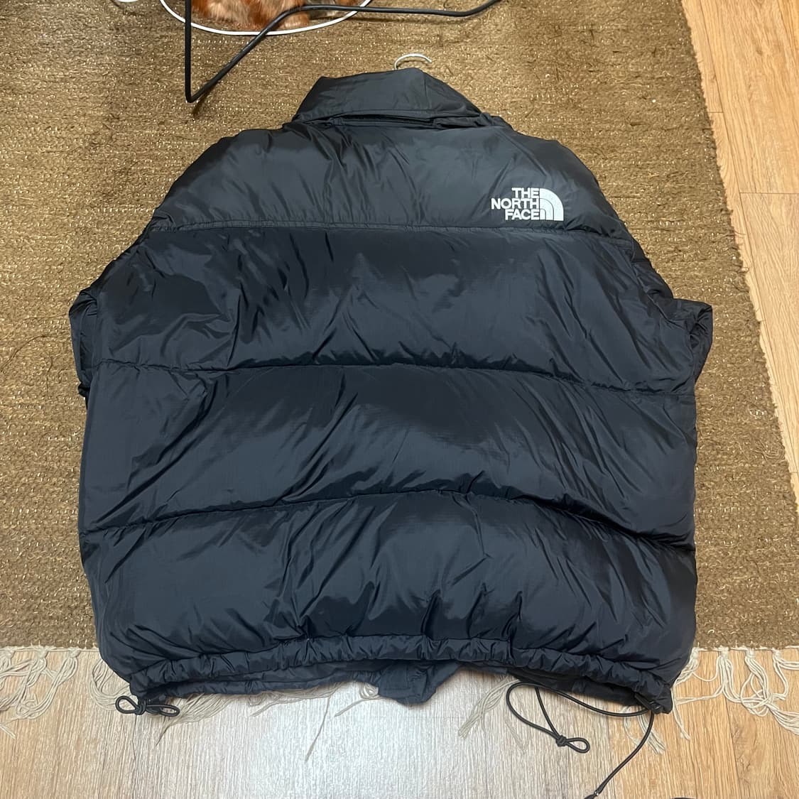 노스페이스 해외판 1996 레트로 눕시 다운 자켓 TNF 상품이미지2