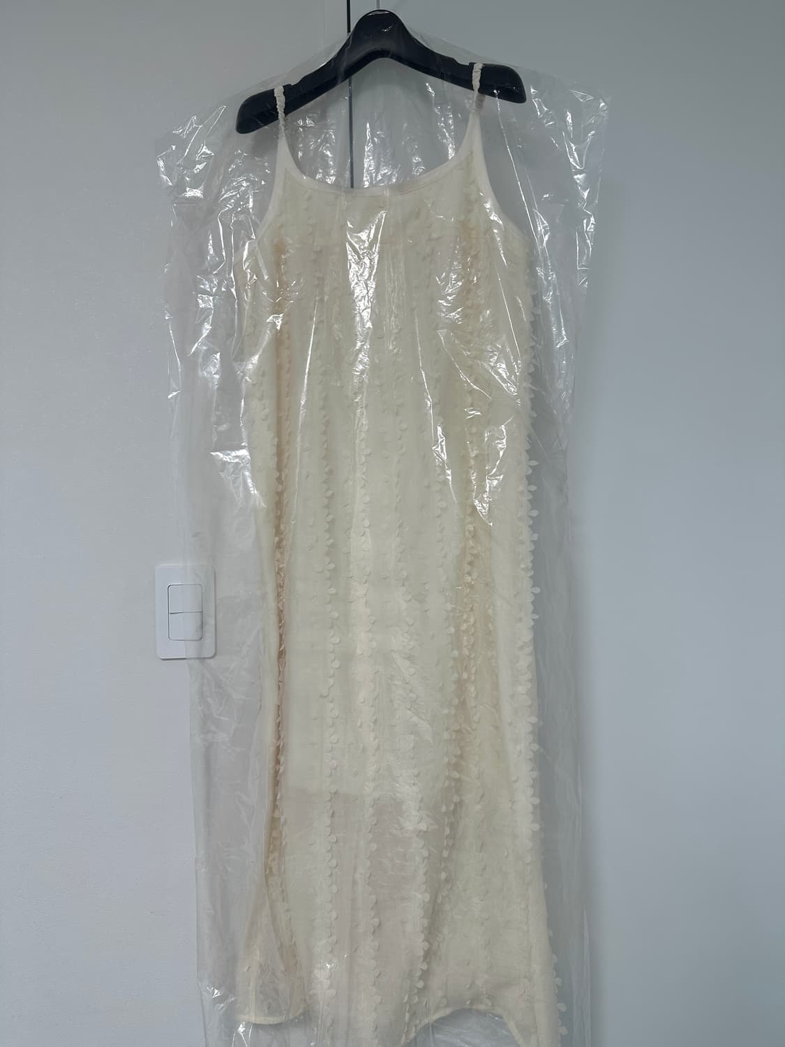 온앤온 플라워 슬리브리스 뷔스티에 원피스 상품이미지4