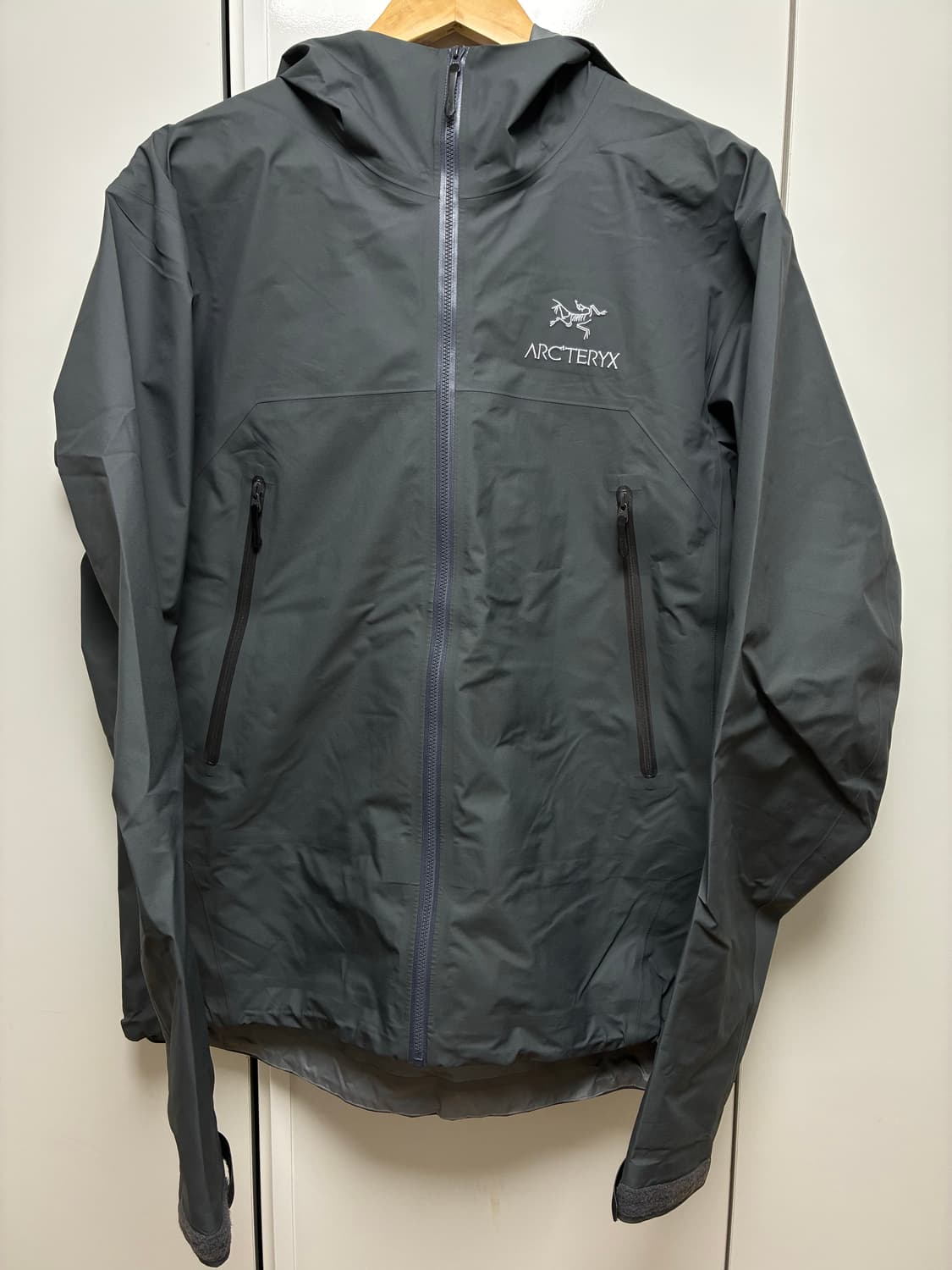 아크테릭스 베타 클라우드 M 상품이미지1