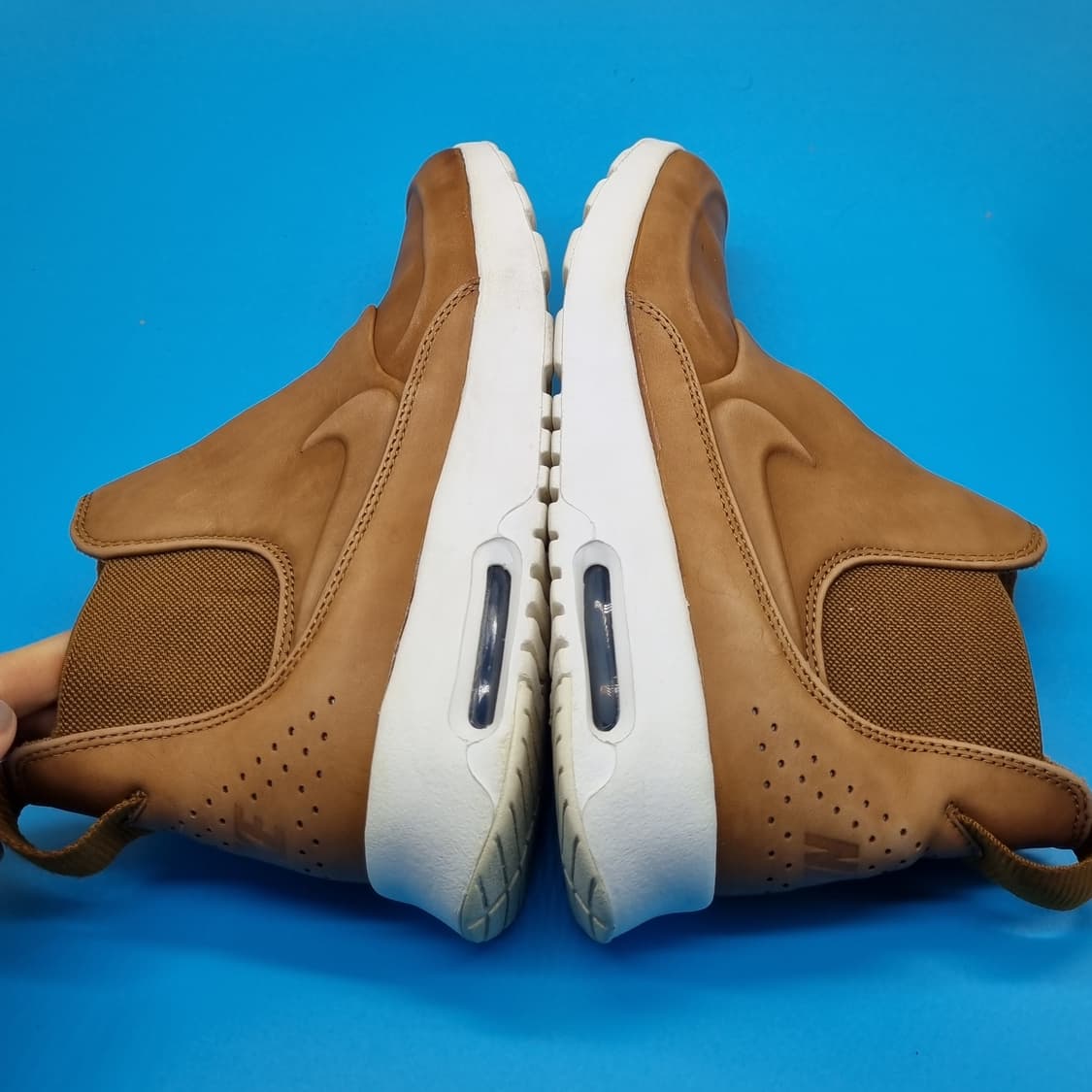 나이키 에어맥스 테아 레더 미드 250 상품이미지5