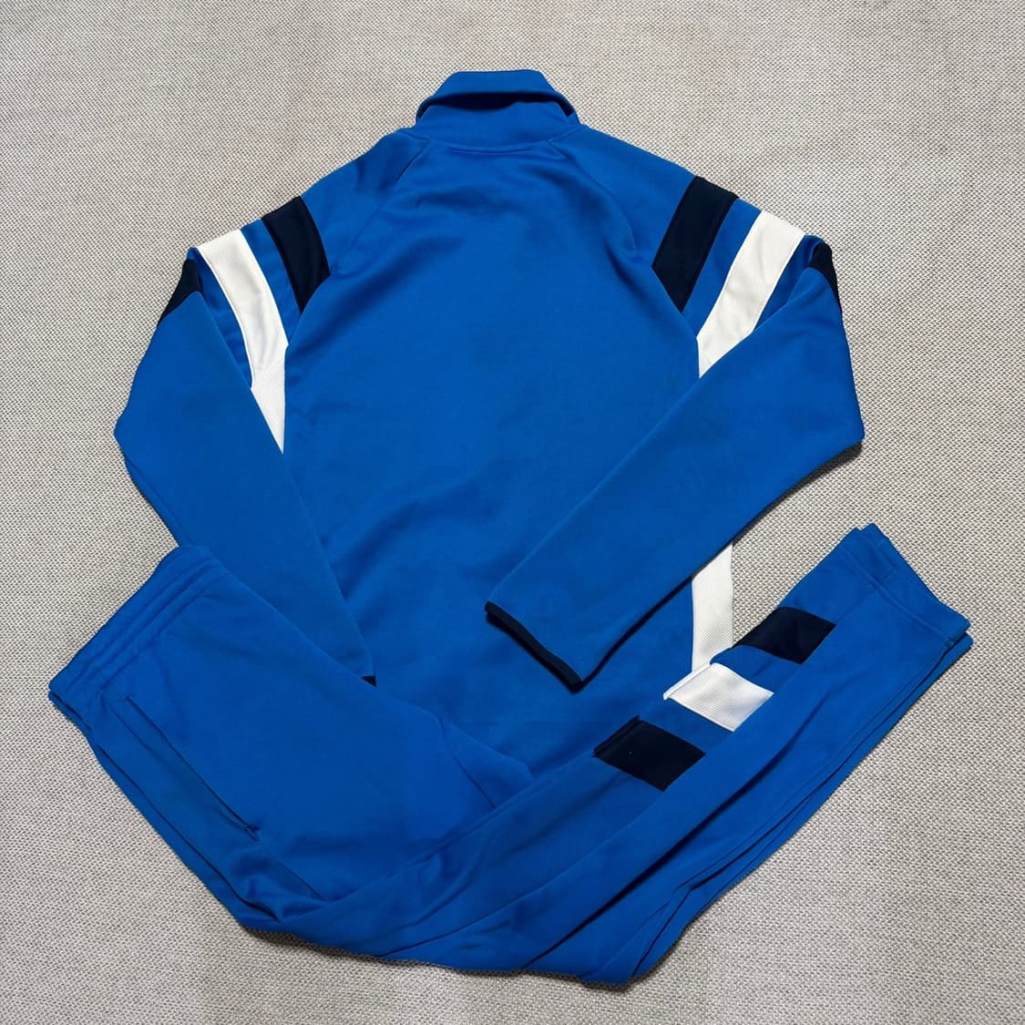 아디다스 오리지널 로고 트랙탑 셋업 상품이미지8