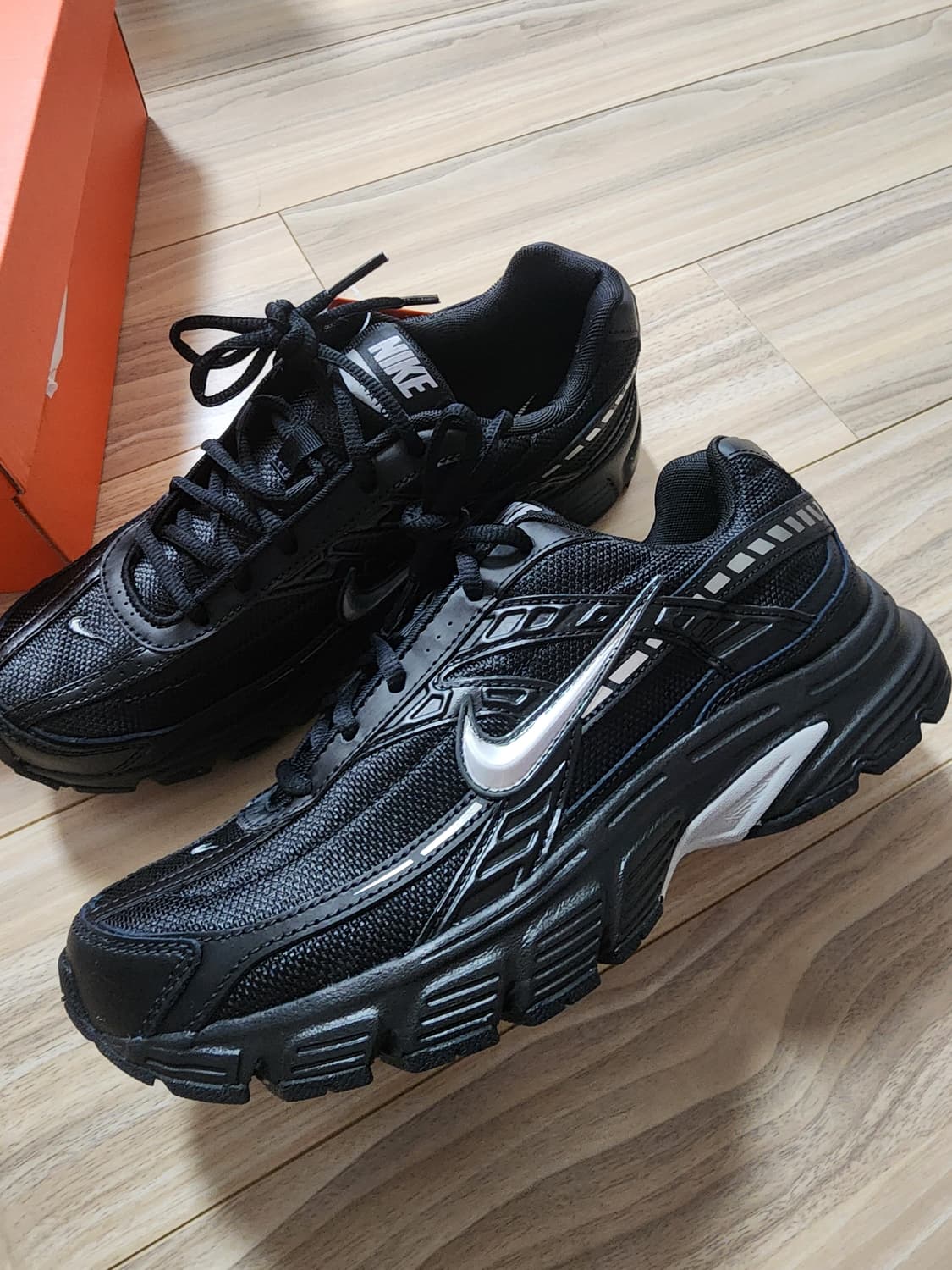 나이키이니시에이터블랙운동화신발275 상품이미지4