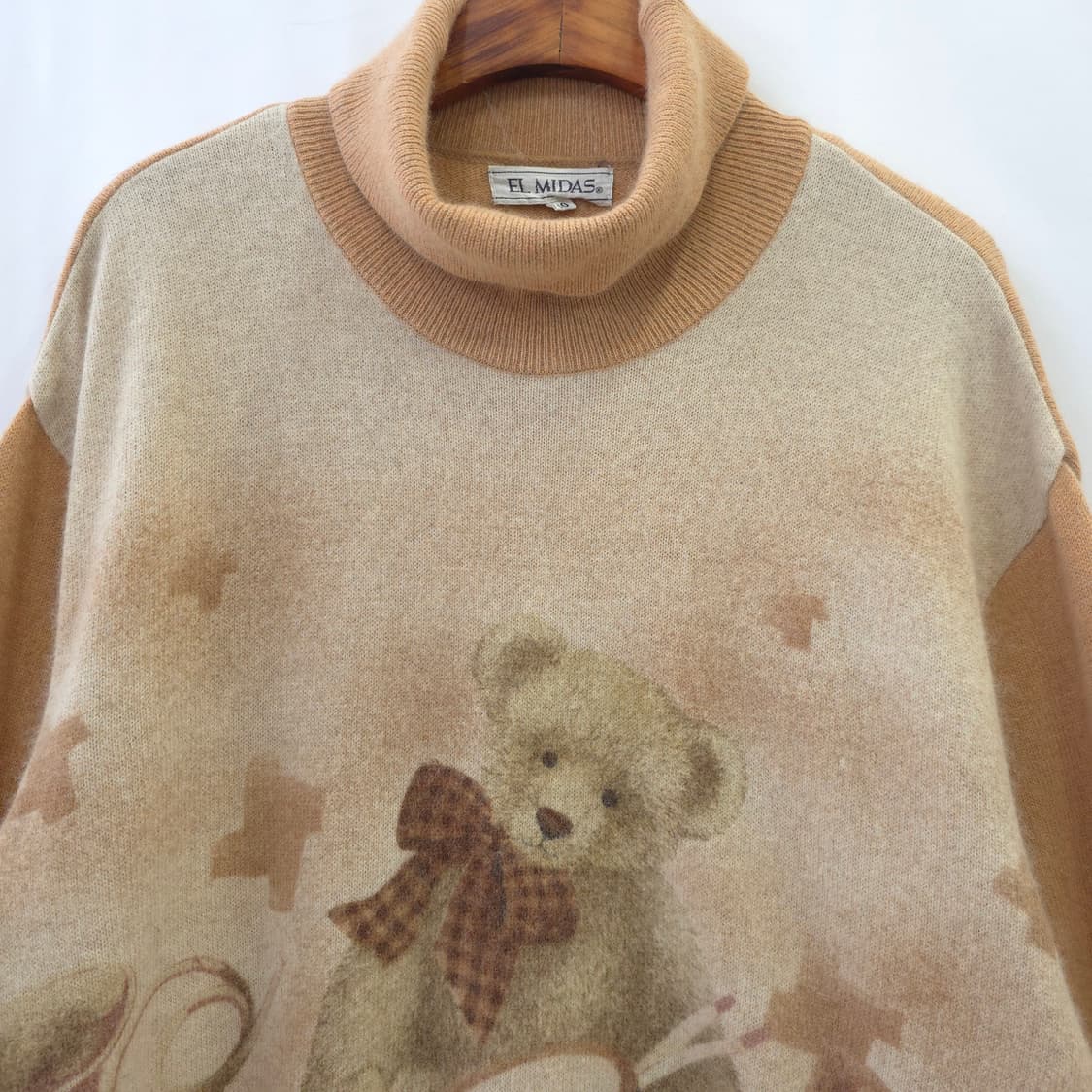 EL MIDAS 울 빈티지 곰돌이 터틀넥 오버핏 니트 상품이미지4