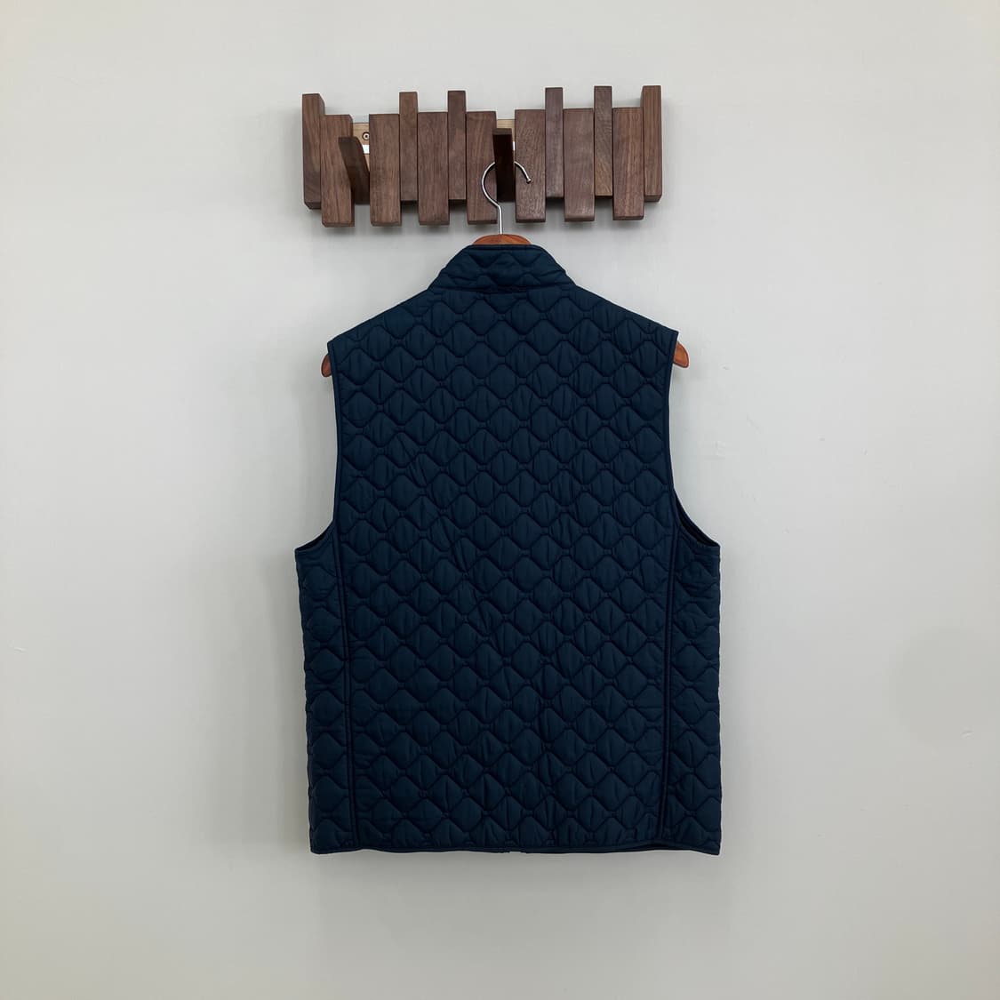 버버리 퀄팅 네이비 질레 집업 베스트 조끼 상품이미지3